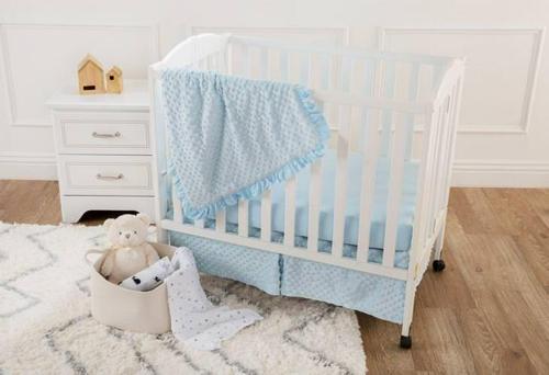 American Baby Company Heavenly Soft Minky Dot 3-Piece Mini/Portable Crib Bedding Set, Blue, for Boys and Girls